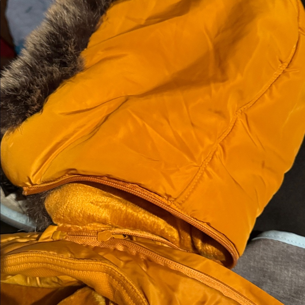 YELLOW, HEAVY PUFFER VEST JACKET WITH FAUX FUR TRIMMED HOOD - Picture 11 of 11